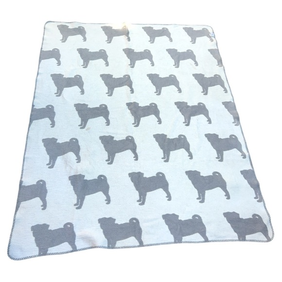 INUP HOME Fine Linens Pug Puggle Dog Gray THROW BLANKET Reversible 50x67 Puppies - Picture 2 of 3